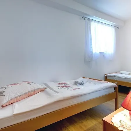 Apartment Oberhalb Des Limfjords Liegt Diese Mit Pool, Terrrasse Und Grillplatz *