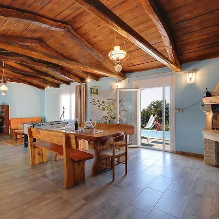 Oberhalb Des Limfjords Liegt Diese Mit Pool, Terrrasse Und Grillplatz *