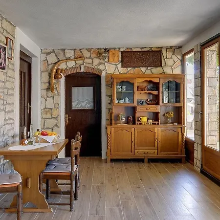 Oberhalb Des Limfjords Liegt Diese Mit Pool, Terrrasse Und Grillplatz * Barat (Rovinj)