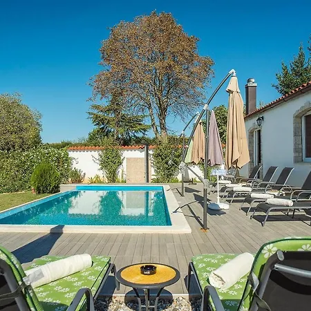 Oberhalb Des Limfjords Liegt Diese Mit Pool, Terrrasse Und Grillplatz *